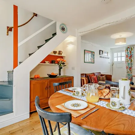 2 Bed In Oc-51740